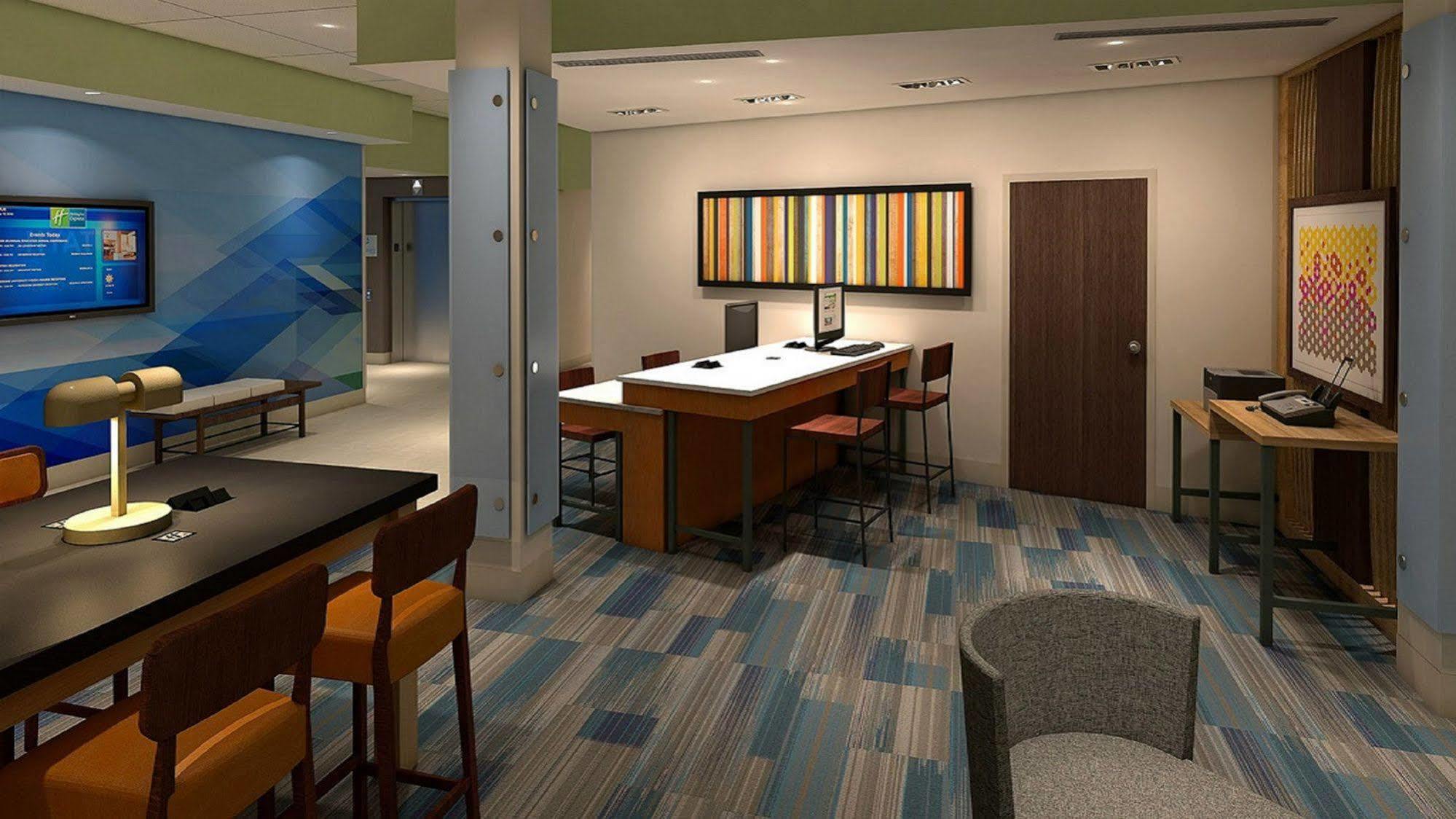 Baymont By Wyndham Roswell Hotel Exterior photo
