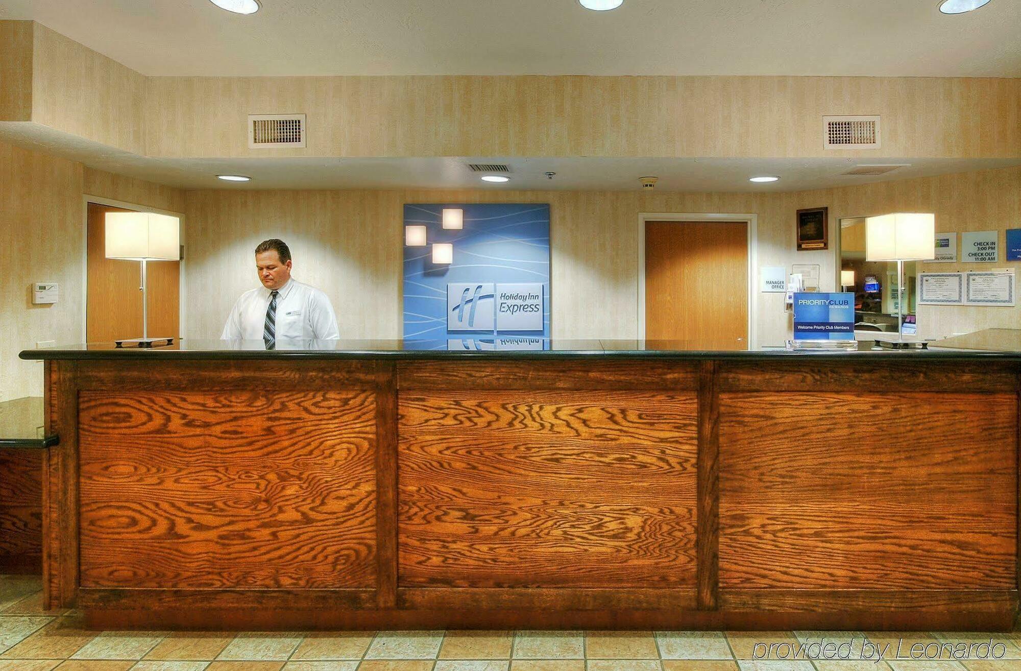 Baymont By Wyndham Roswell Hotel Exterior photo